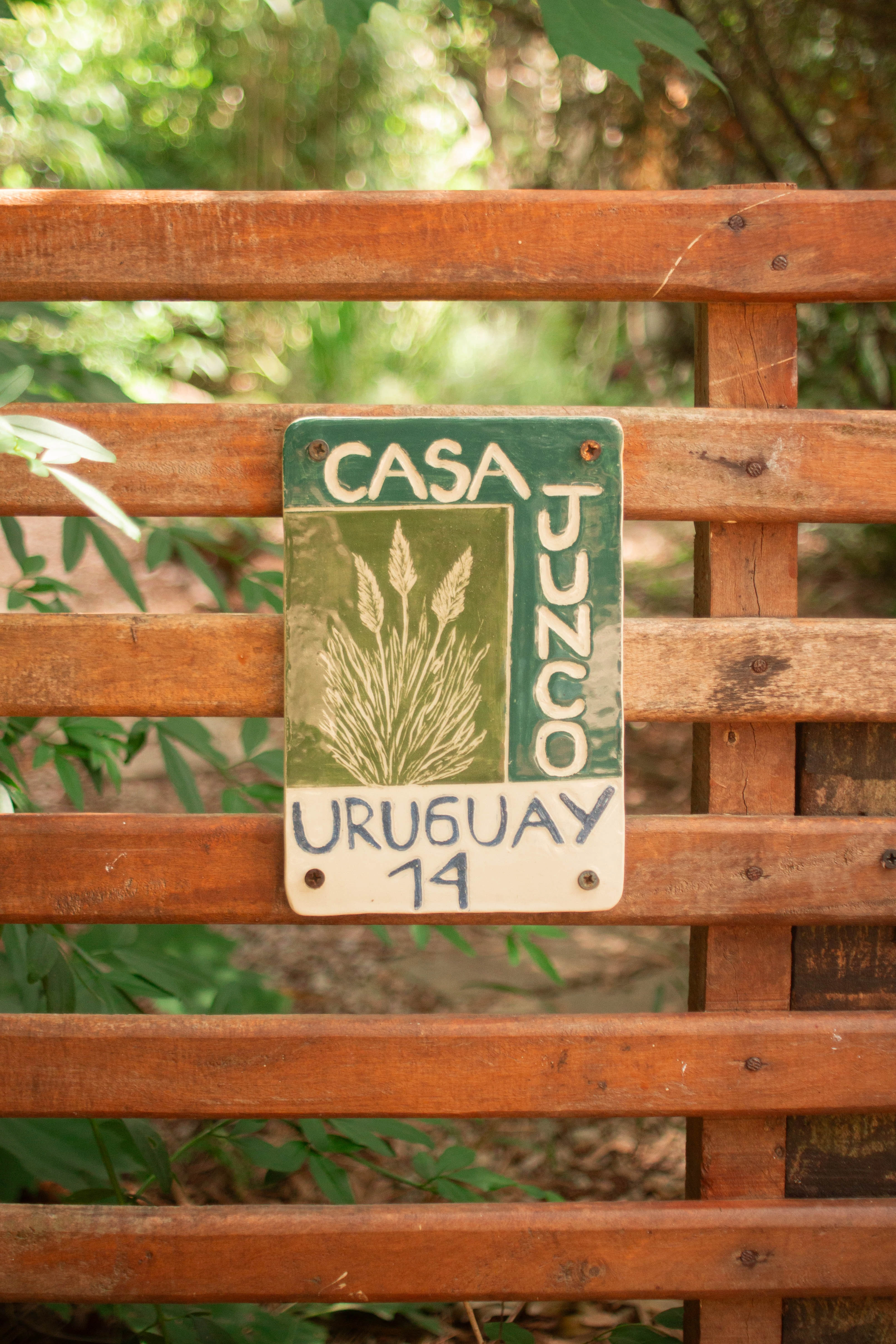 Cartel cerámico de Casa Junco, Uruguay 14